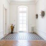 Jak uszczelnić drzwi balkonowe przy podłodze